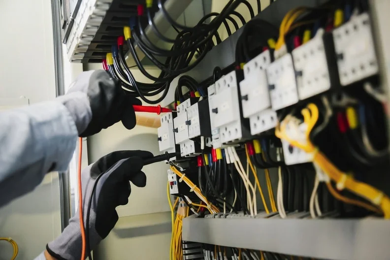 Professional Electrical Contractors in Hyattsville, MD Professional Electrical Contractors in Hyattsville, MD